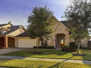 2417 Harbor Chase Dr, Pearland, TX 77584