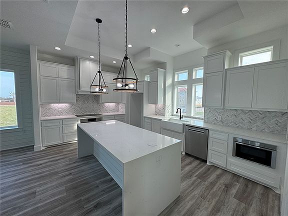 4th image of 138 Sea Air Ln