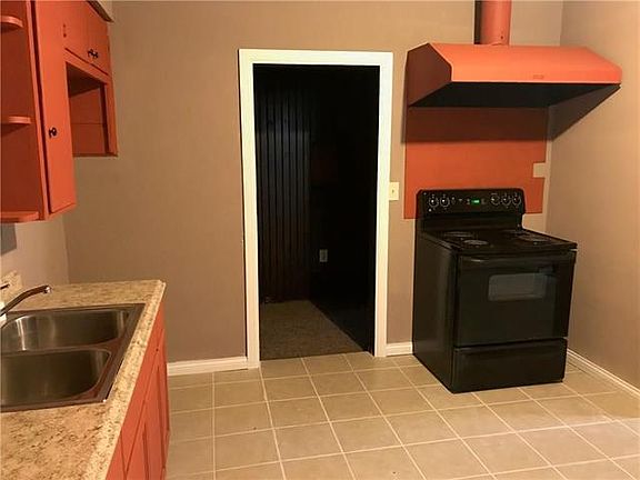 4th image of 1433 E Richmond Ave