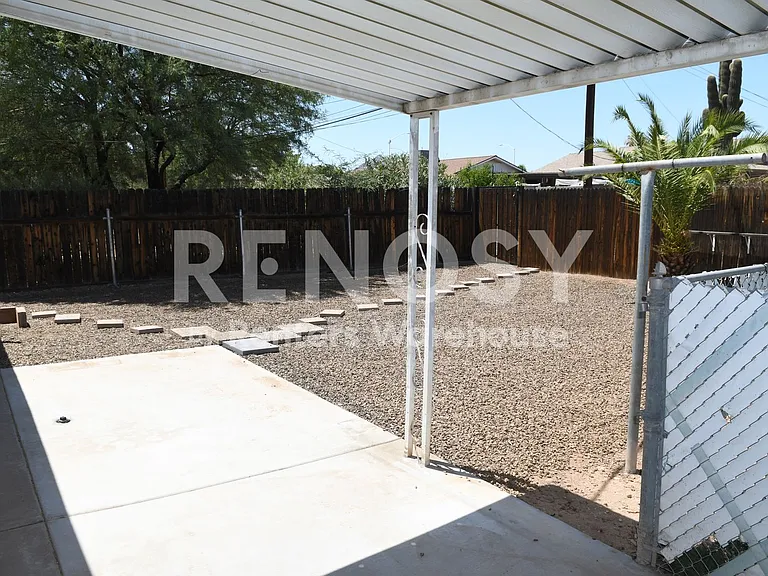 8420 E Edgemont Ave — Photo 19