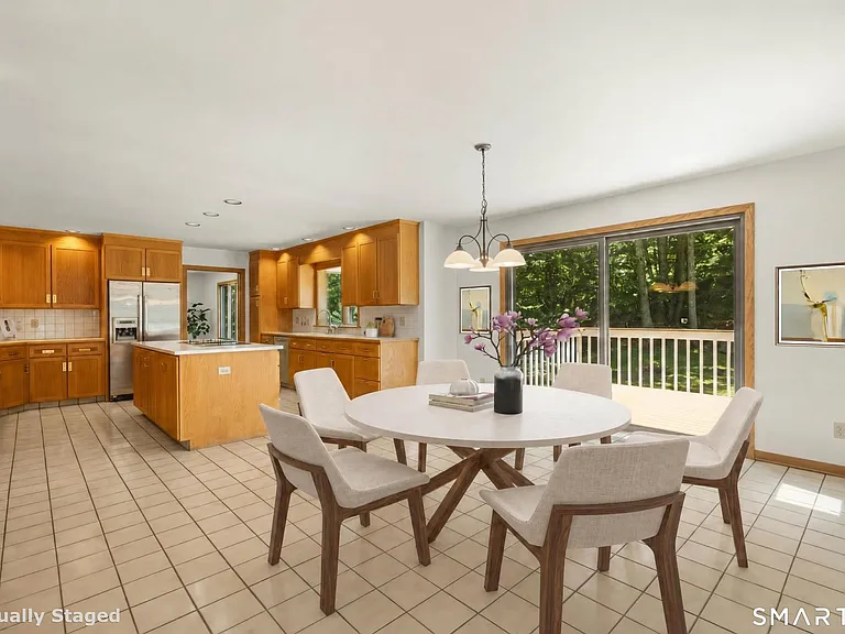 732 Den Rd — Photo 14