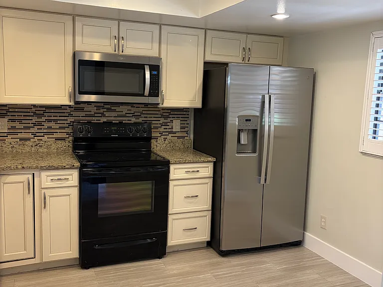 6136 Whiskey Creek Dr #503 — Photo 2