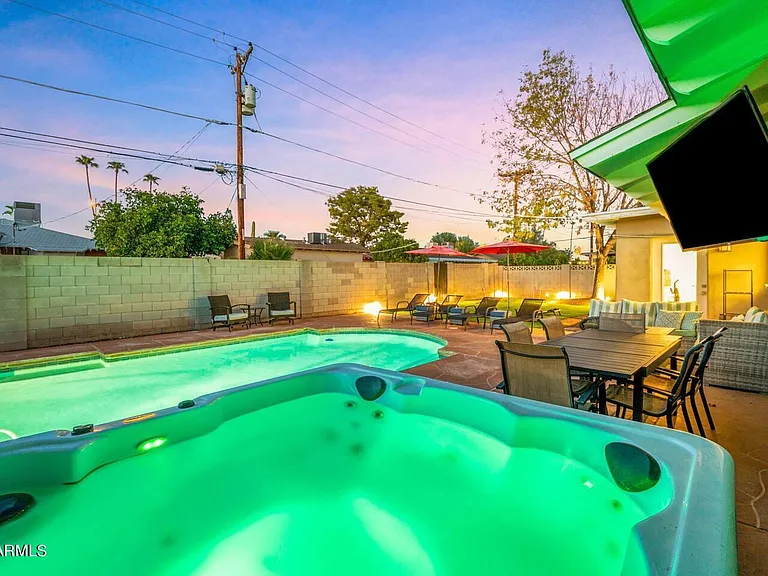 8336 E Sells Dr — Photo 25