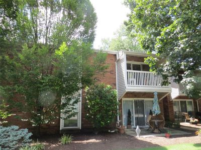 425 S Geyer Rd APT E, Saint Louis, MO, 63122