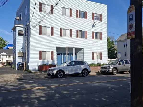 217-221 Highland Ave Unit 1, Malden, MA 02148