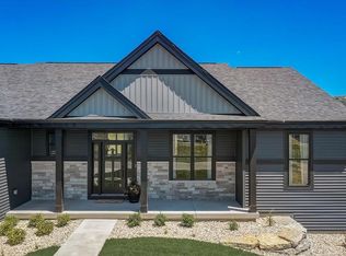 6652 Grouse Woods Rd, Deforest, WI 53532