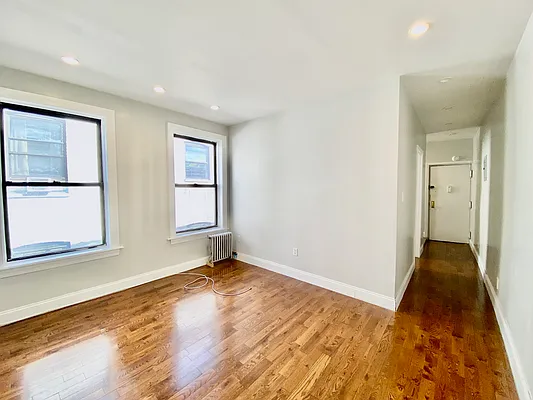 Rented by Compass | media 12