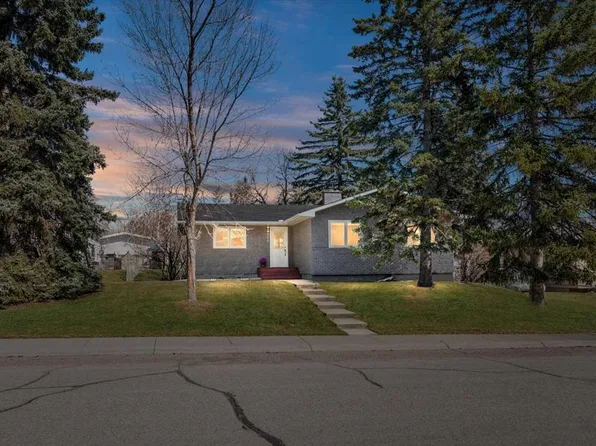 20 S Brampton Cres SW, Calgary, AB T2W 0Y4