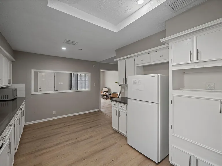 22114 Merrymount Dr — Photo 23