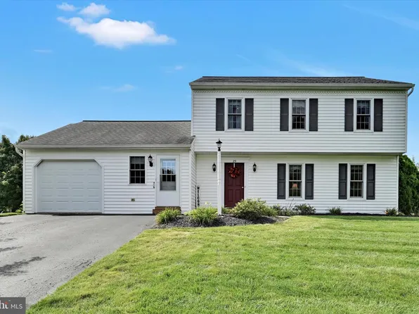 23 Charles Pl, Brownstown, PA 17508