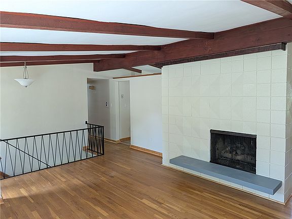 5th image of 2511 Autumnwood Dr