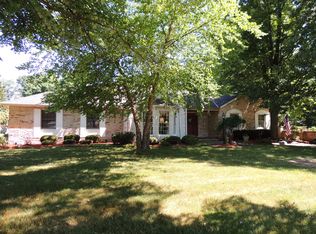 23550 Westwood Rd, Westlake, OH