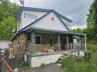 1497 Ravens Nest Branch Rd, Cedar Bluff, VA 24609