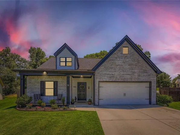 32 Autumn Turn NW, Cartersville, GA 30121