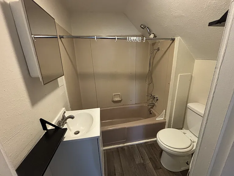 4 South St — Photo 3