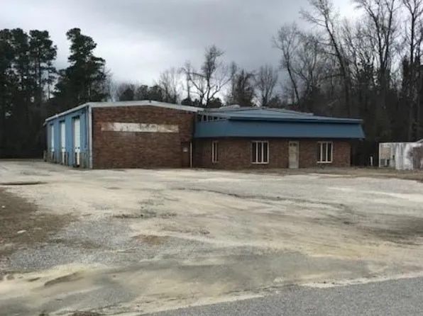 146 Bethel Church Rd, Bladenboro, NC 28320