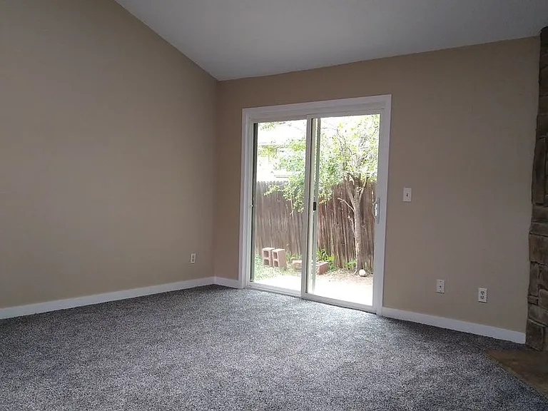 470 S Fenton St — Photo 88