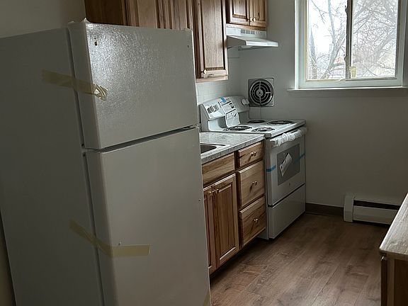Kitchen and appliances being replaced now. Photo of actual unit.