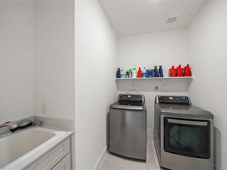 14506 Clementine Hall Dr — Photo 23