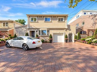 298 Whitman Dr, Brooklyn, NY 11234