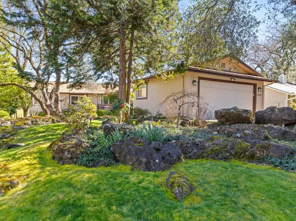 24093 Oakmont Way, Auburn, CA 95602