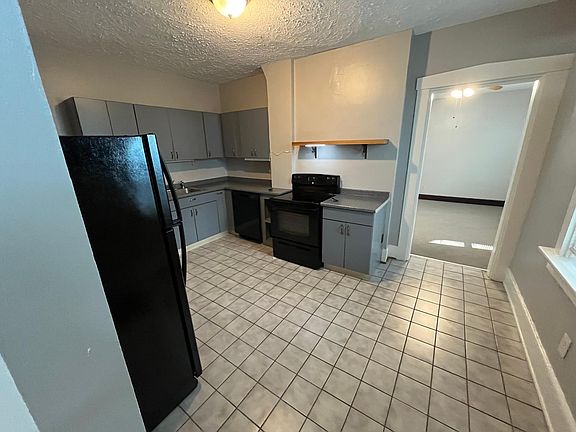 3rd image of 103 Green St