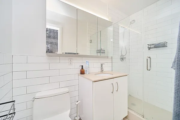 Rented by Living New York | media 11