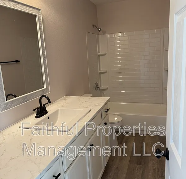 13142 Big Oak Bay Rd — Photo 7