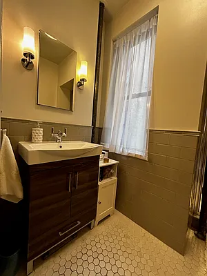 Rented by Corcoran | media 17