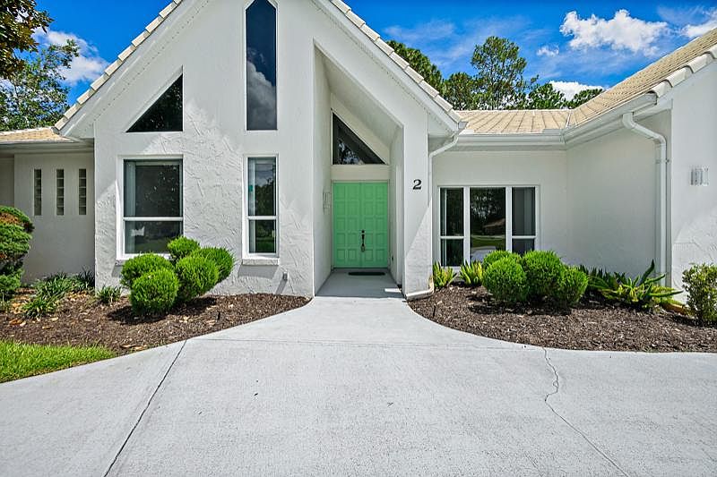 1st image of 2 Woodward Ln