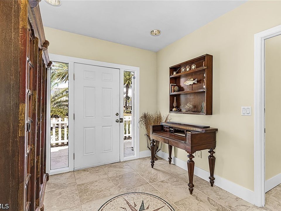 2096 Macadamia St, Saint James City, FL 33956 | MLS #2026020265