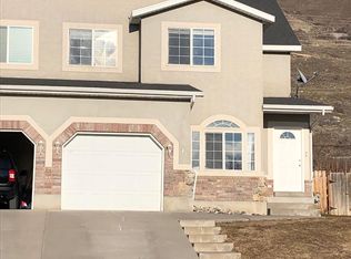 1492 N Spring Mountain Dr, Springville, UT 84663