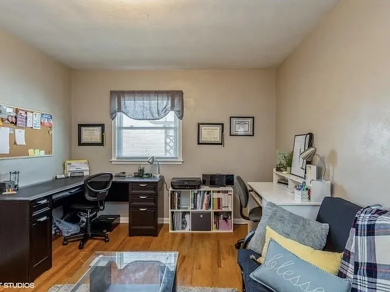 2919 Russell Dr NE — Photo 9