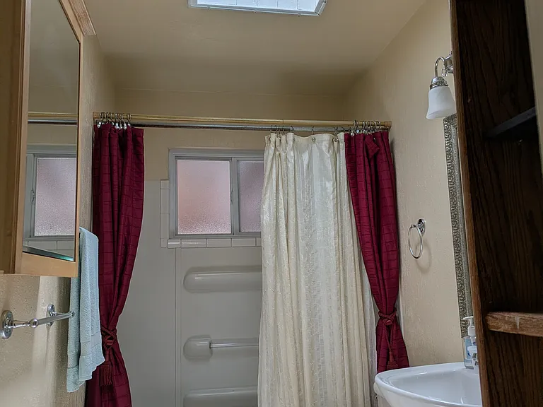 Full bath with skylight.