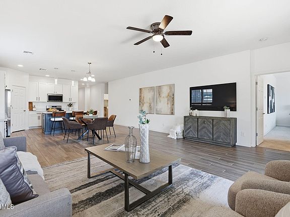 5th image of 10609 S 55th Drive