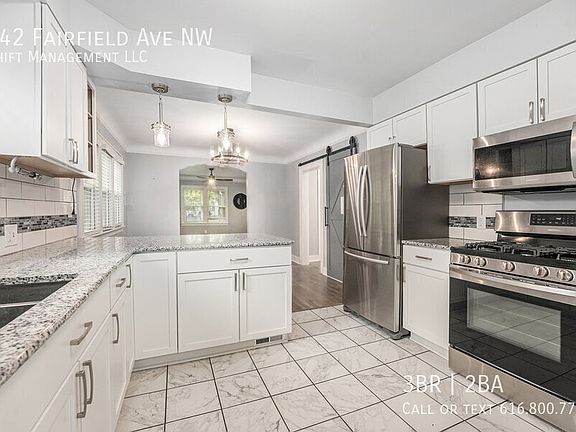 4th image of 542 Fairfield Ave NW