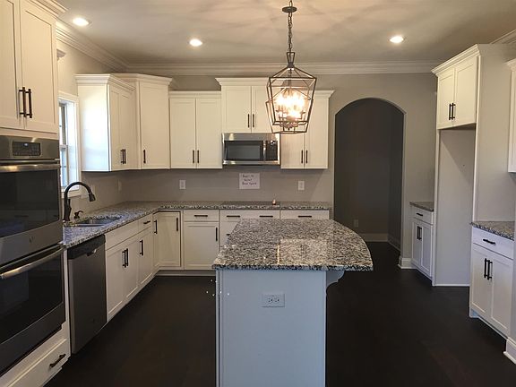 2nd image of 435 Farmington Lot 435