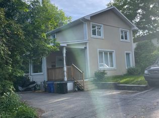 448 Green Ave, Ottawa, ON K1M1K9