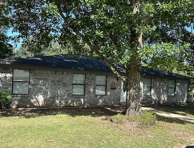 1st image of 119 Horseshoe Dr