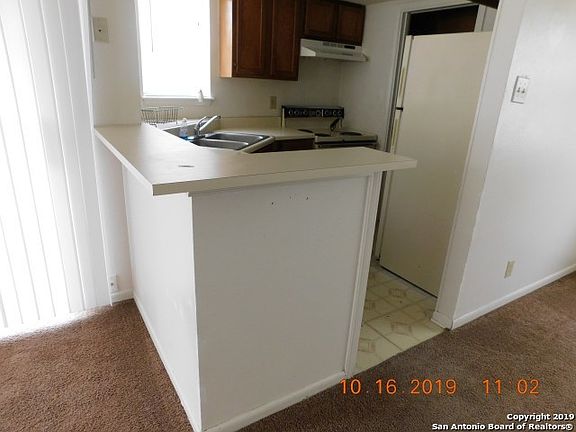 5th image of 6303 Cambridge Dr APT 2