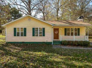 32 Pierce Chapel Rd, Newnan, GA 30263