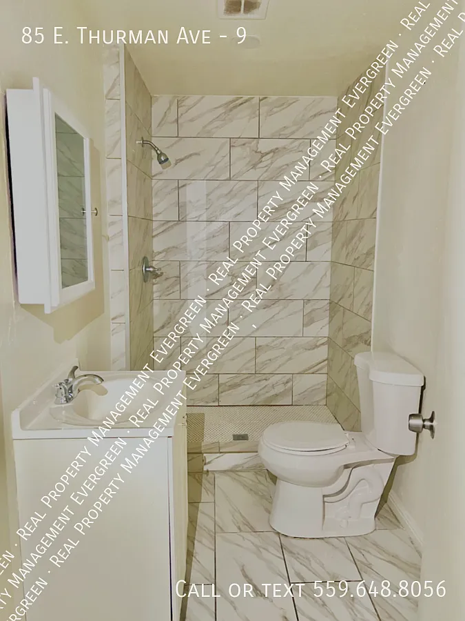 85 E. Thurman Ave Unit 9 - Move in Special!! $250 off First Months Rent!! — Photo 4