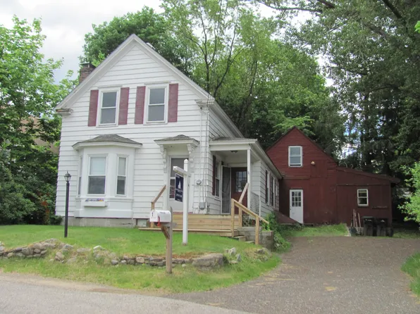 1 Hall Street, Kennebunk, ME 04043