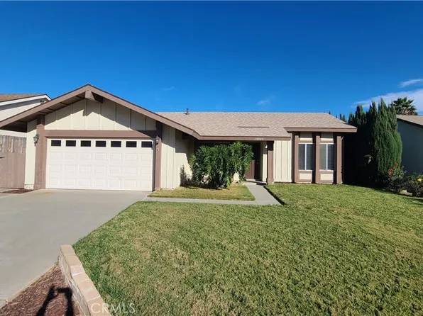 10325 Lairwood Dr, Santee, CA 92071