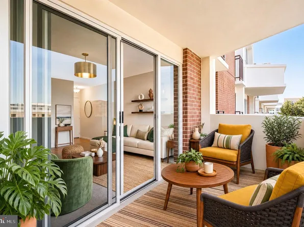 700 7th St SW APT 717, Washington, DC 20024