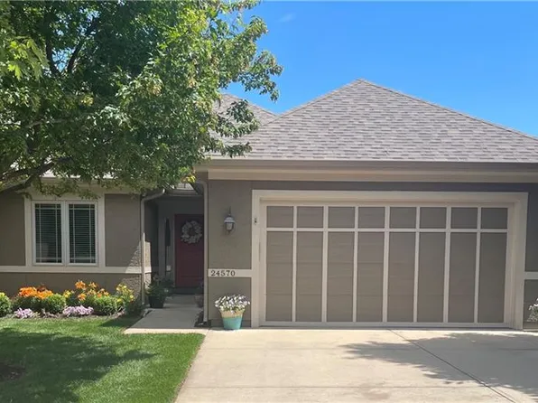 24570 W 110th St, Olathe, KS 66061