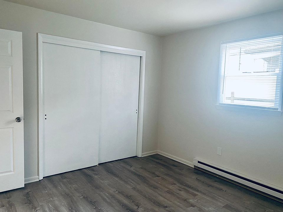 1st image of 848 N 16th St APT 2