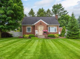984 Cleveland Ave, Amherst, OH 44001