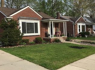 24010 Meadowlark Ave, Oak Park, MI 48237