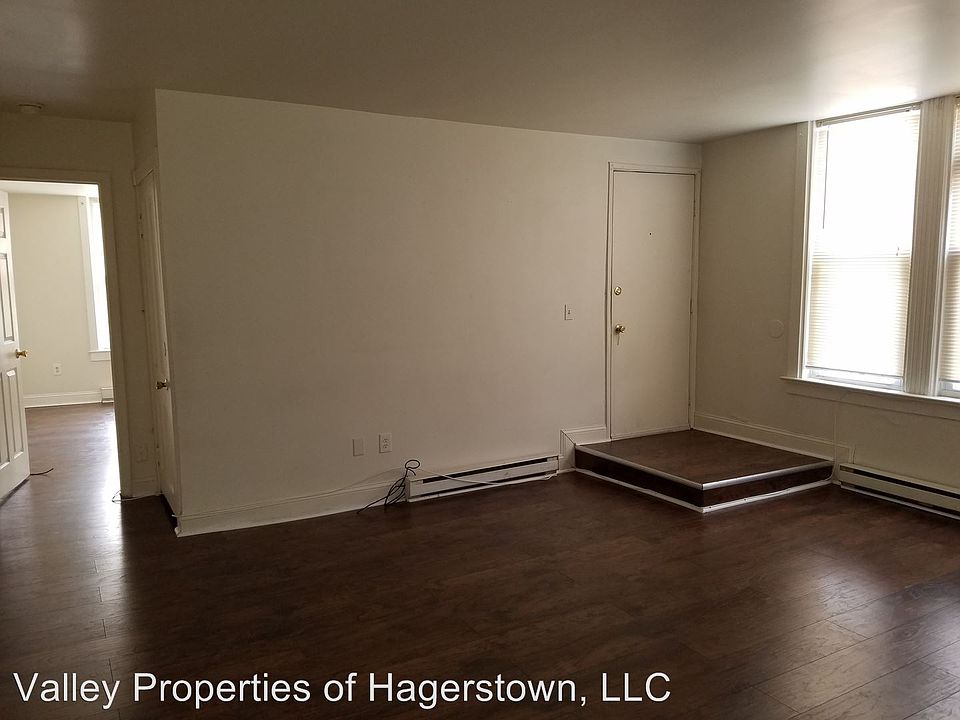 1st image of 634 W Washington St #1